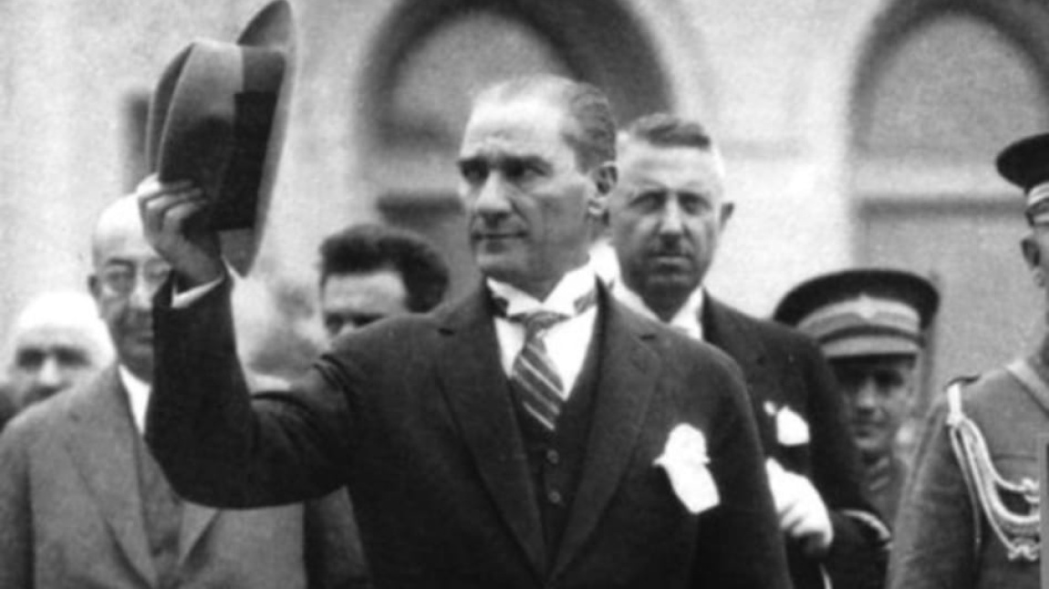 Ulu Önder Mustafa Kemal Atatürk'ün Ebediyete İrtihalinin 85. Yıl Dönümünde Okulumuzda Anma Töreni Düzenledik